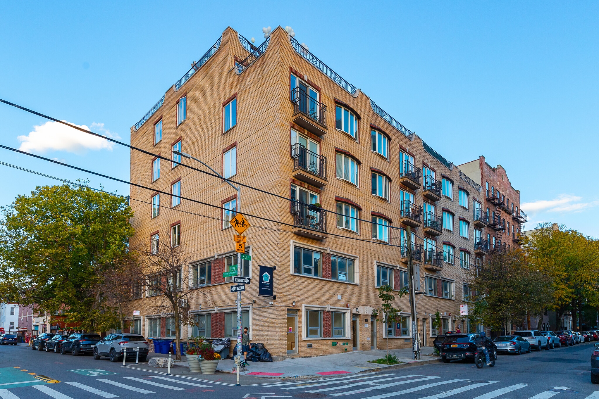 99 S 3rd St, Brooklyn, NY for lease Interior Photo- Image 1 of 19