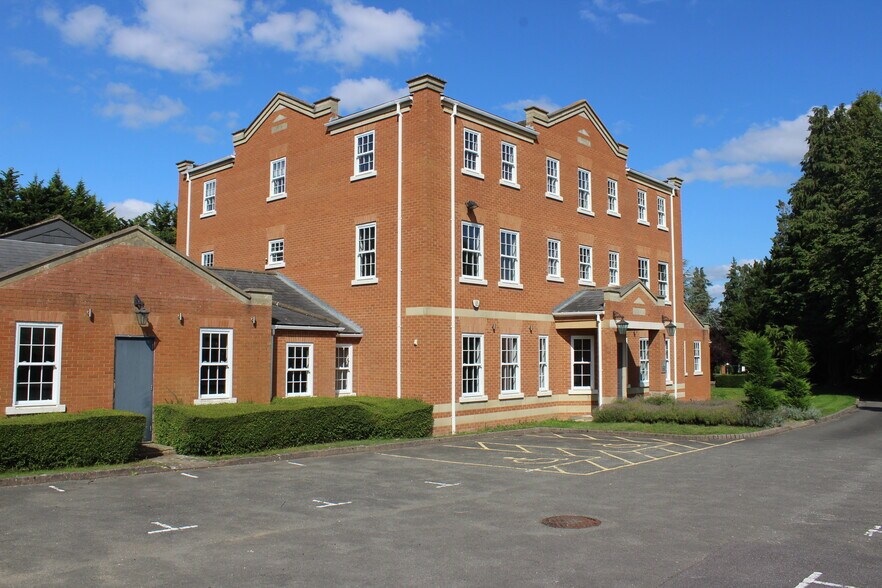 Grove Park, Maidenhead for sale - Building Photo - Image 1 of 1