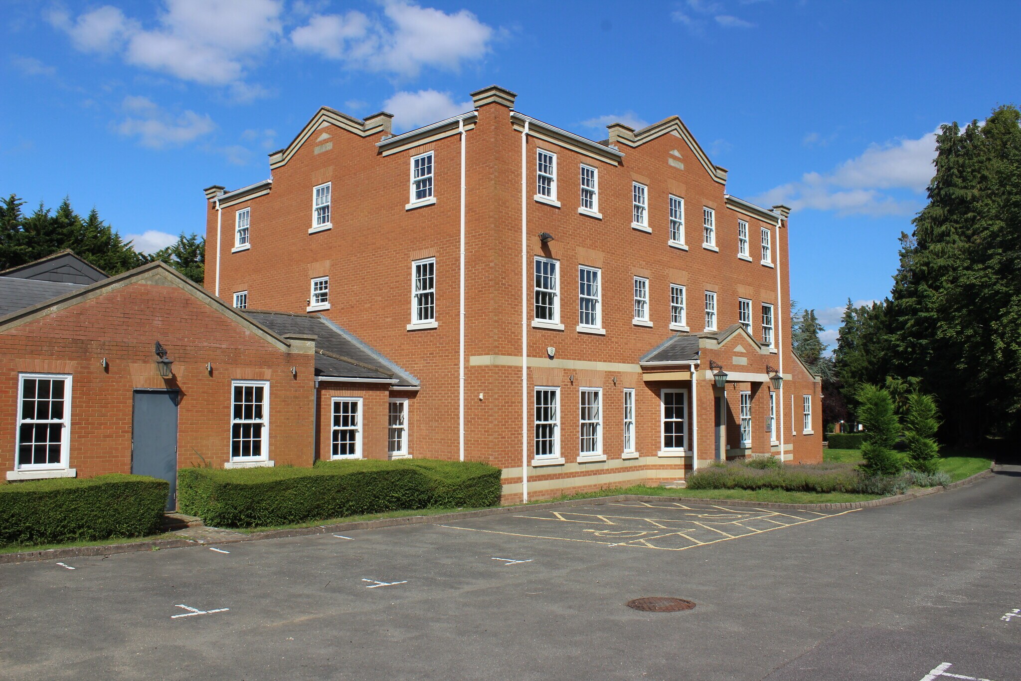 Grove Park, Maidenhead for sale Building Photo- Image 1 of 1