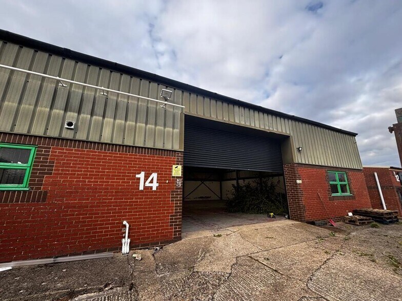 14-18 Page Rd, Norwich à louer - Photo du bâtiment - Image 2 de 6
