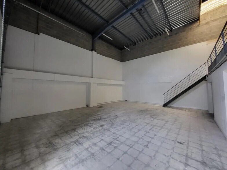 9 Rue Jean Rostand, Genas à louer - Photo intérieure - Image 3 de 7