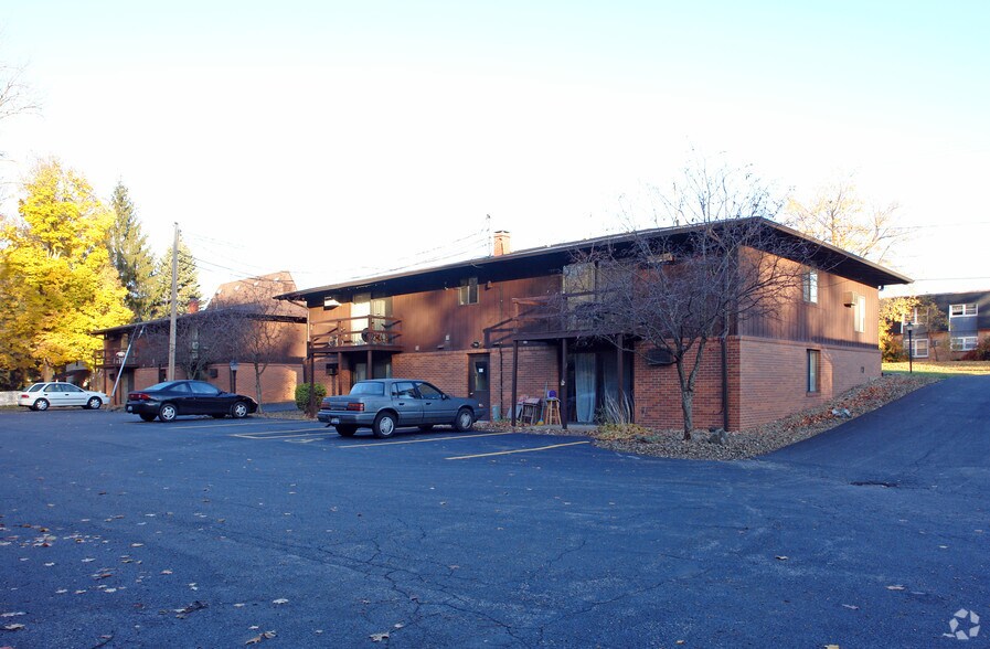 147-167 Shields Rd, Youngstown, OH à vendre - Photo du bâtiment - Image 3 de 8