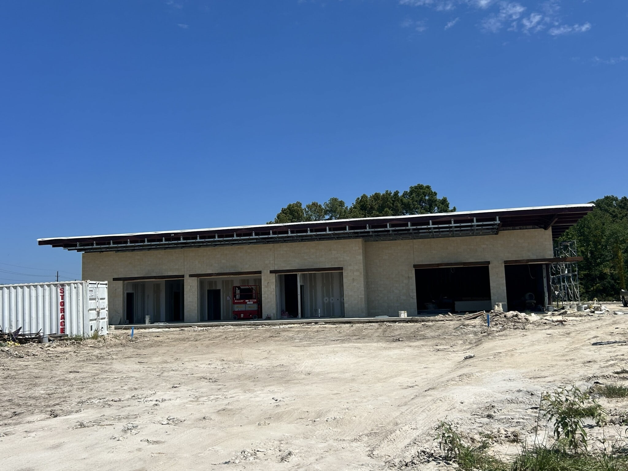 12227 Will Clayton Pkwy, Atascocita, TX for lease Primary Photo- Image 1 of 6