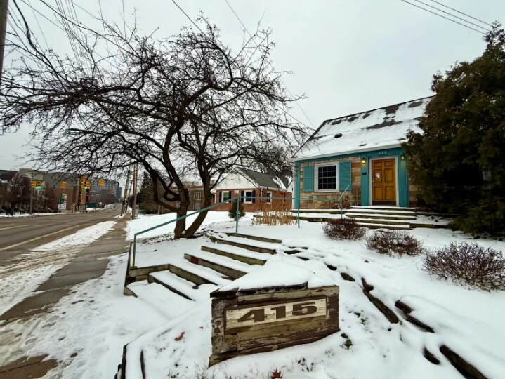 415 W Grand River Ave, East Lansing, MI à vendre Photo principale- Image 1 de 18