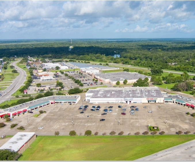 120 Highway 332 W, Lake Jackson, TX for sale - Primary Photo - Image 1 of 1