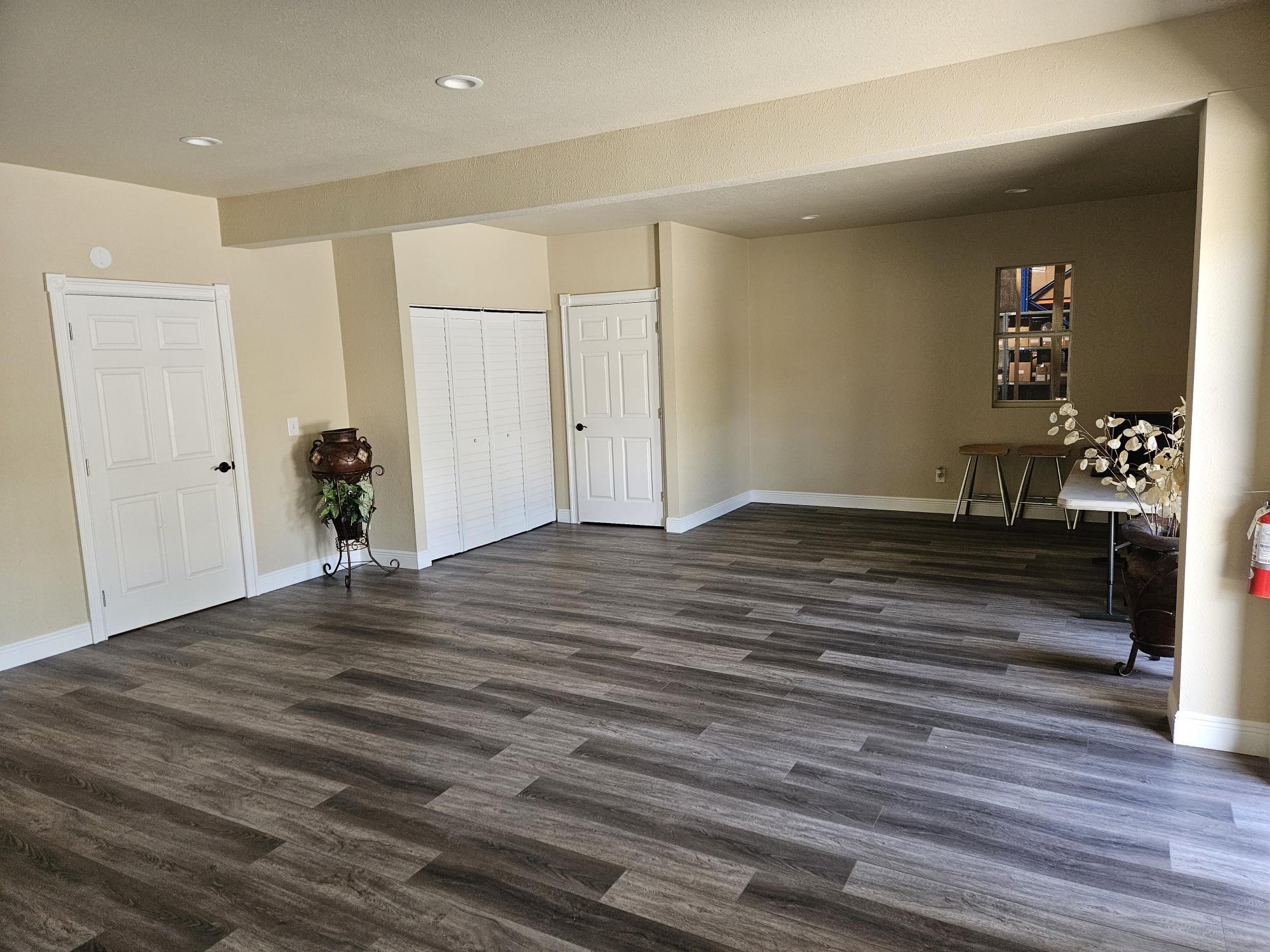 6410 Arc Way, Fort Myers, FL for lease Interior Photo- Image 1 of 6