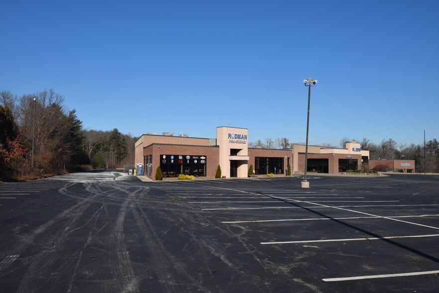 45-53 Washington St, Foxborough, MA for lease - Building Photo - Image 3 of 4