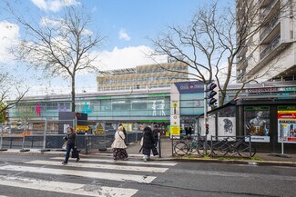 Plus de détails pour 2-14 Boulevard De Boulevard de Chanzy, Montreuil - Commerce de détail à vendre