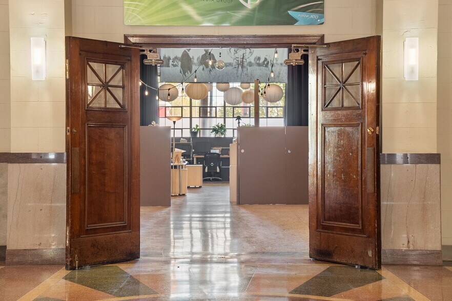 5017 Washington Pl, Saint Louis, MO à vendre - Photo intérieure - Image 3 de 8