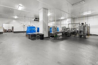 3450 E Vernon Ave, Vernon, CA for lease Interior Photo- Image 2 of 17