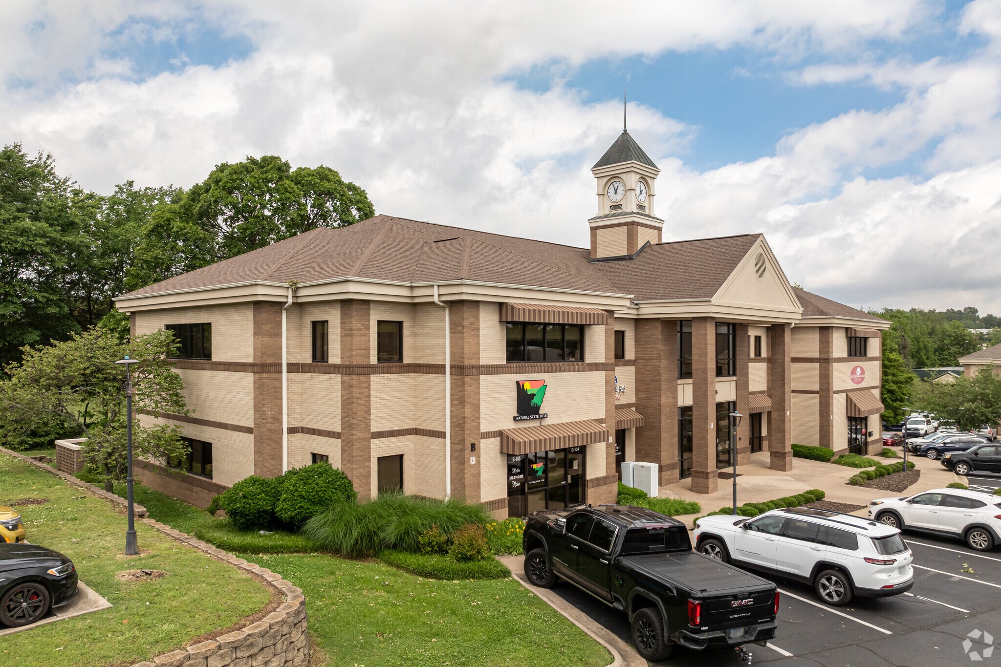 4700-B S Thompson St, Springdale, AR à vendre Photo du bâtiment- Image 1 de 10