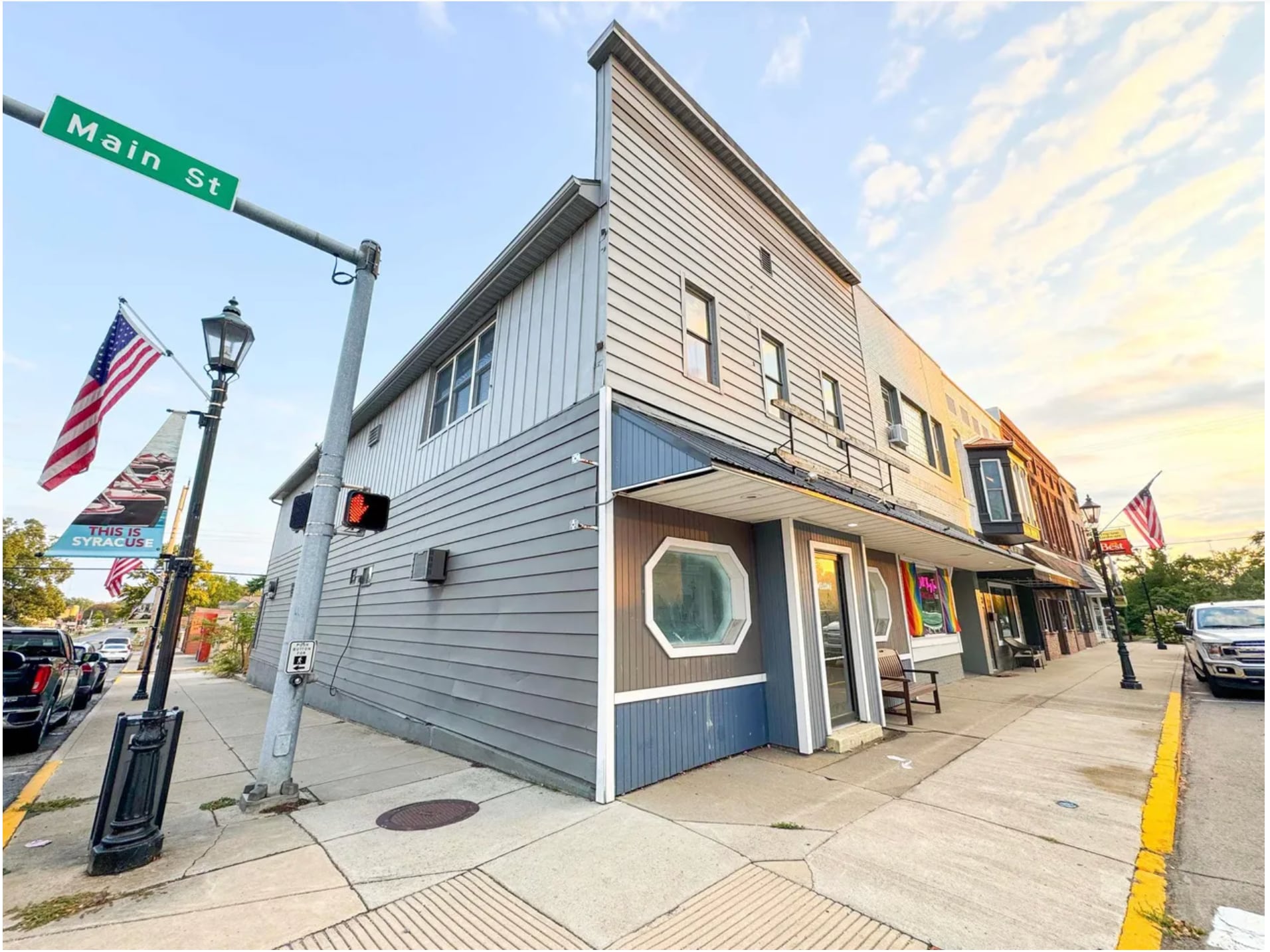 101 W Main St, Syracuse, IN for lease Building Photo- Image 1 of 17