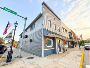 101 W Main St, Syracuse, IN for lease Building Photo- Image 1 of 17