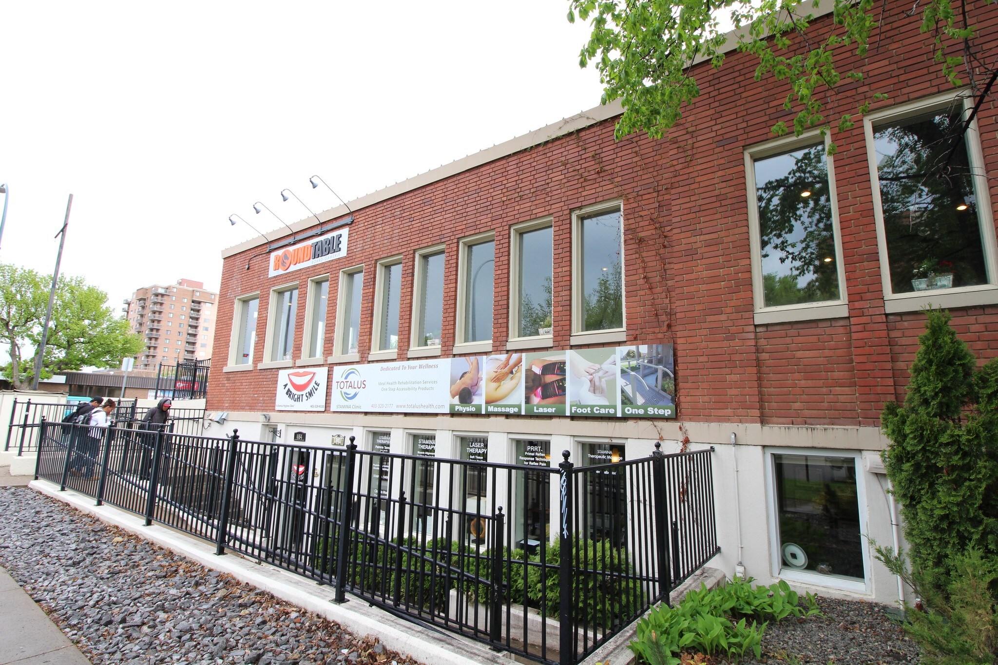 454 5th Ave N, Lethbridge, AB for sale Building Photo- Image 1 of 1