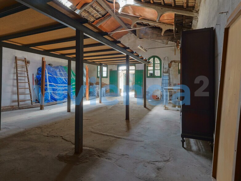 Immeuble residentiel dans Madrid, Madrid à vendre - Photo du bâtiment - Image 1 de 2