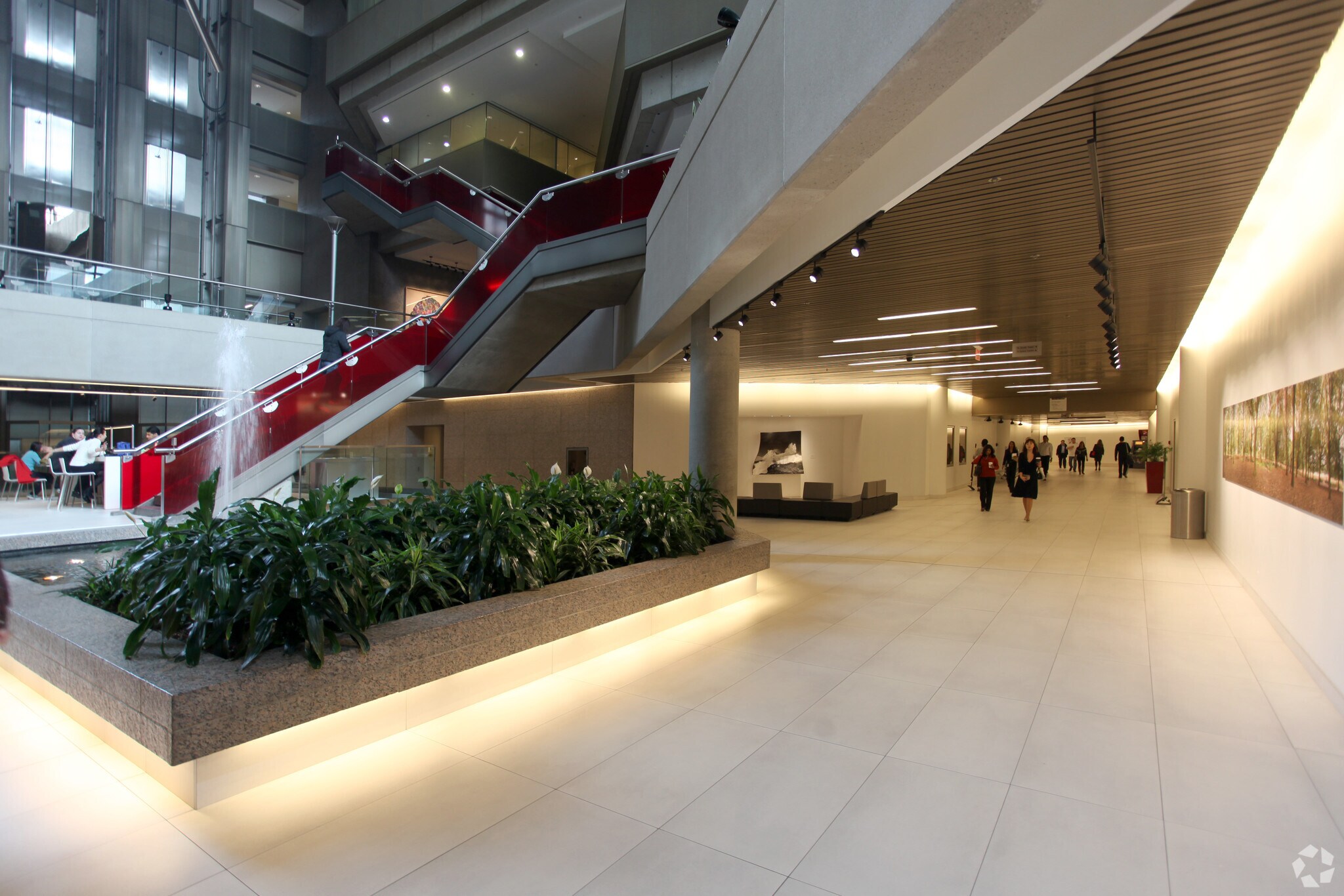 483 Bay St, Toronto, ON for sale Primary Photo- Image 1 of 1