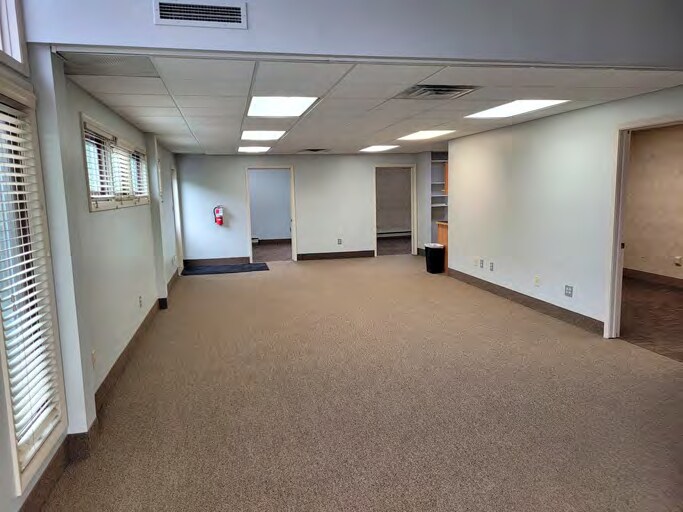 100 N Miller Rd, Fairlawn, OH for lease Interior Photo- Image 1 of 2