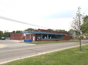 1006 Woodward Ave, Beloit, WI for lease Building Photo- Image 1 of 7
