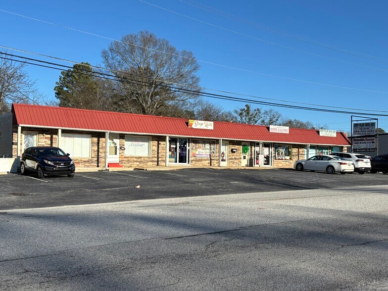 240 N Main St, Jonesboro, GA à vendre - Photo principale - Image 1 de 4