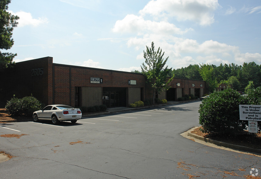 2605 Mountain Industrial Blvd, Tucker, GA à louer - Photo principale - Image 1 de 3