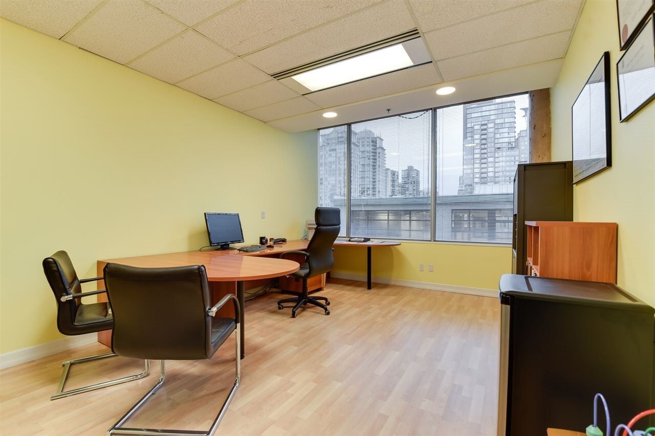 938 Howe St, Vancouver, BC V6Z 1N9 - Unité 502 -  - Photo intérieure - Image 2 of 5