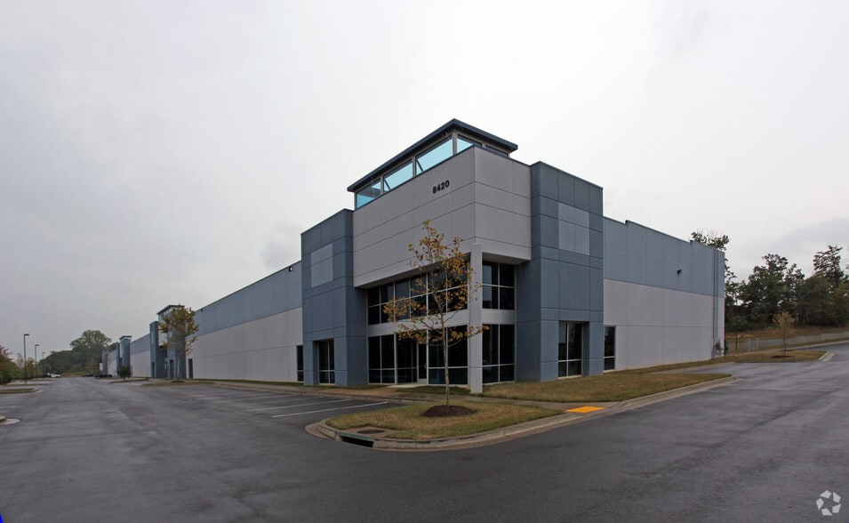 8420 Westphalia Rd, Upper Marlboro, MD for lease - Primary Photo - Image 3 of 6