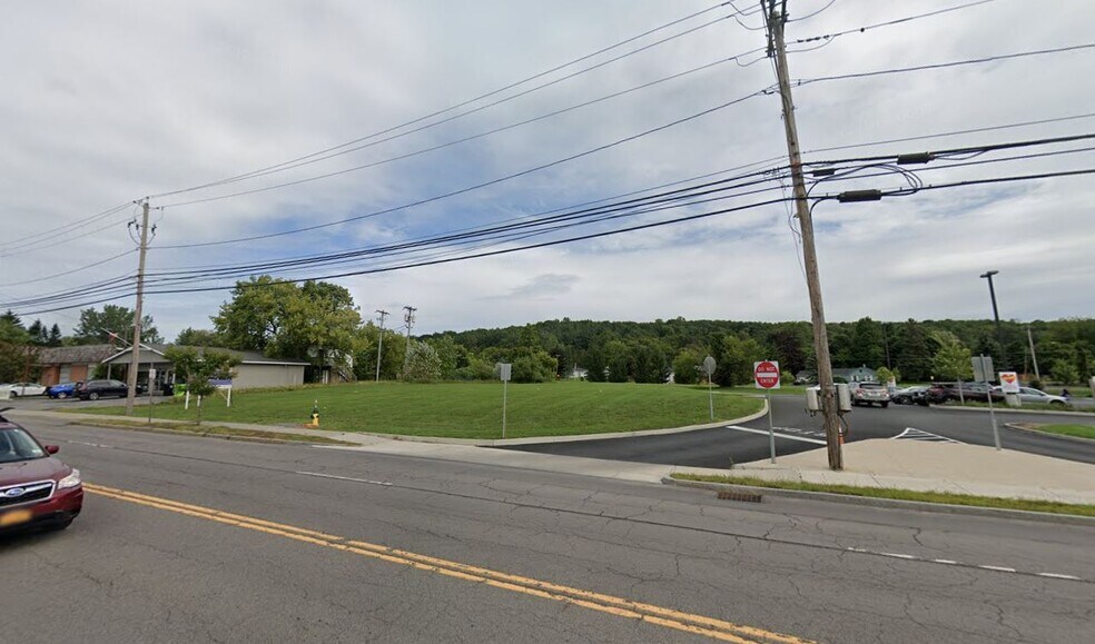 314 Fayette St, Manlius, NY à vendre - Photo du bâtiment - Image 2 de 3