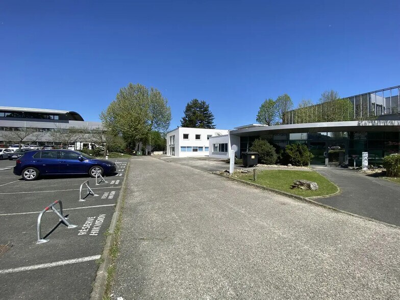 Bureau dans Mérignac à louer - Photo du bâtiment - Image 3 de 15