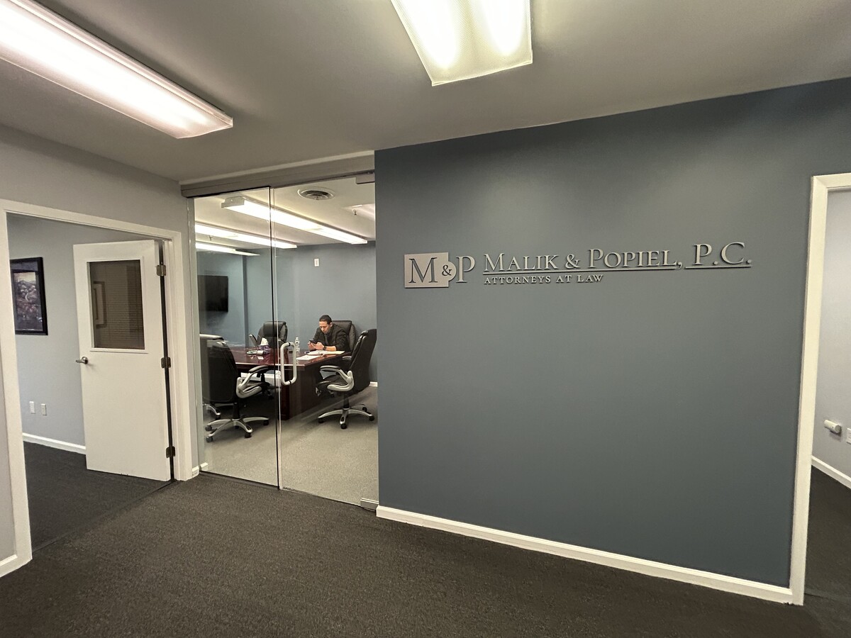 55 Old Nyack Tpke, Nanuet, NY 10954 - Unité 404 -  - Photo intérieure - Image 1 of 2