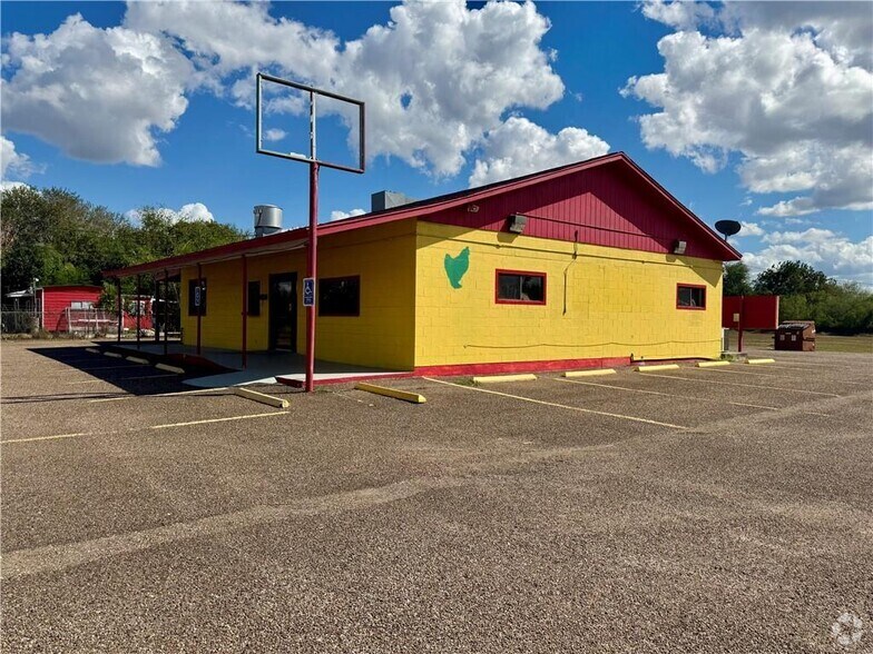 200 Cecilia St, Alice, TX à vendre - Photo du bâtiment - Image 3 de 18