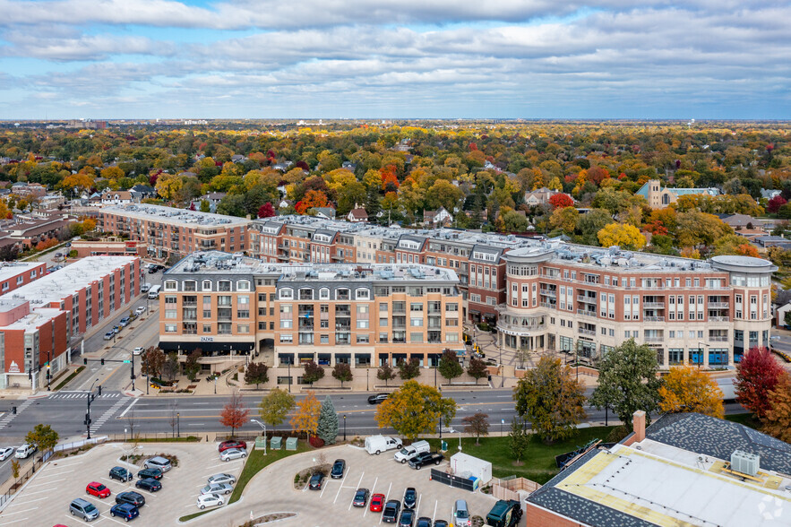 Touhy Ave, Park Ridge, IL à louer - Photo du b timent - Image 2 de 16