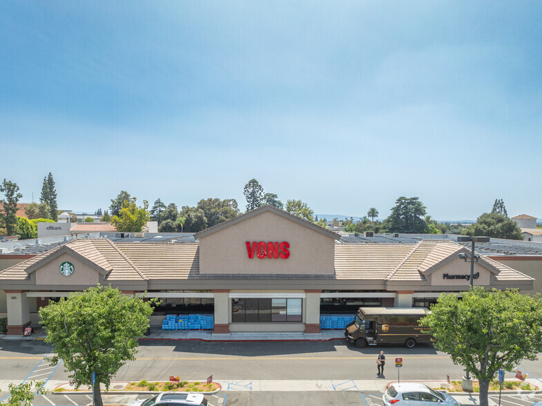 170-186 W Foothill Blvd, Monrovia, CA for sale - Building Photo - Image 2 of 23