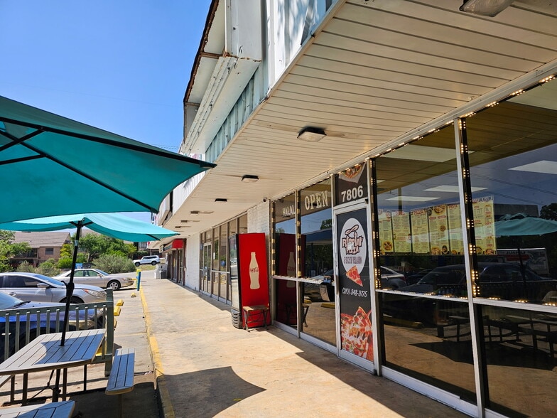 7802-7806 Callaghan Rd, San Antonio, TX for sale - Building Photo - Image 3 of 11