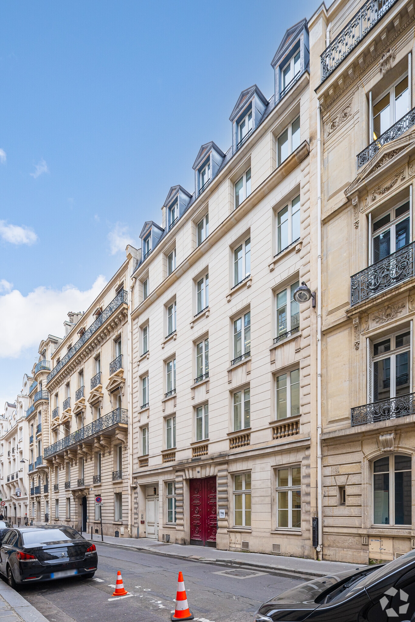 8 Rue Cambacérès, Paris for lease Primary Photo- Image 1 of 4