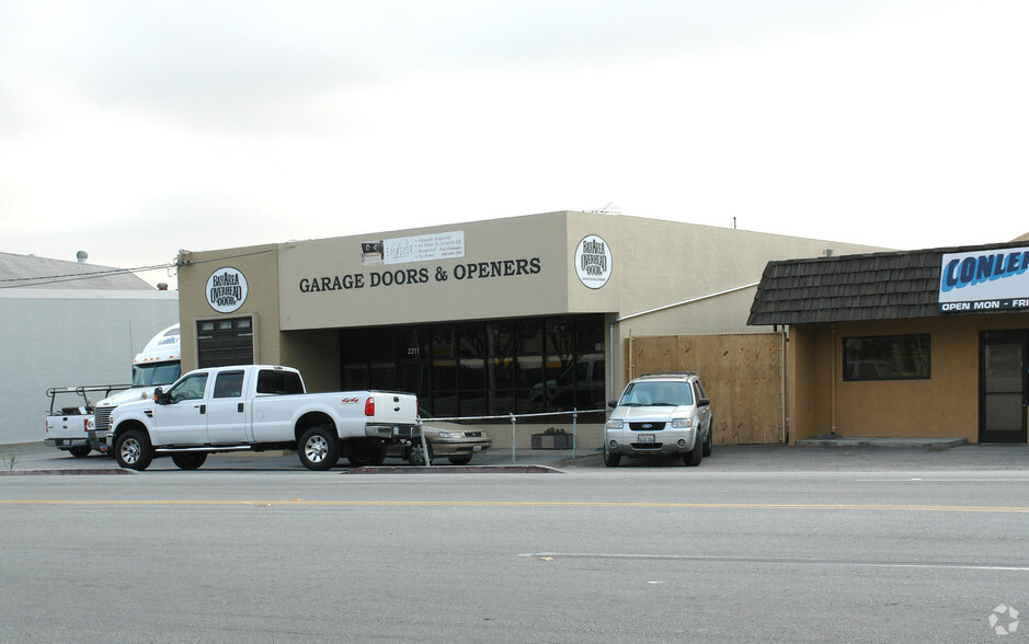 2311 Lafayette St, Santa Clara, CA for lease - Building Photo - Image 2 of 3