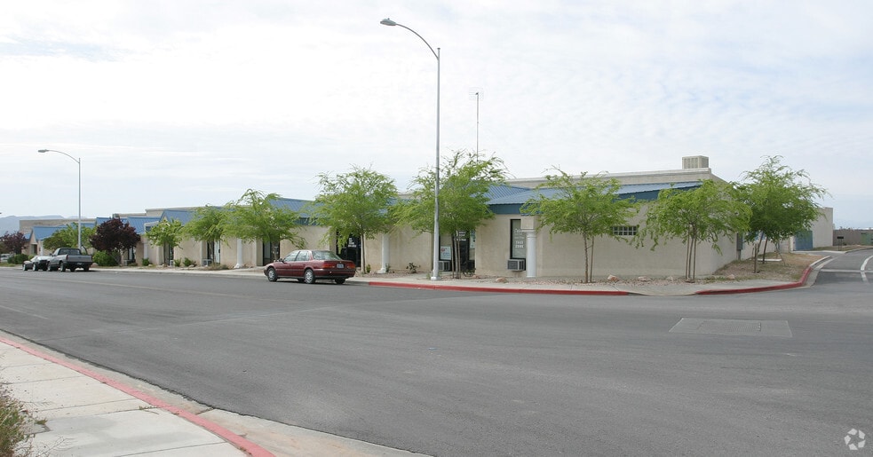 1101 Industrial Rd, Boulder City, NV for lease - Building Photo - Image 2 of 9