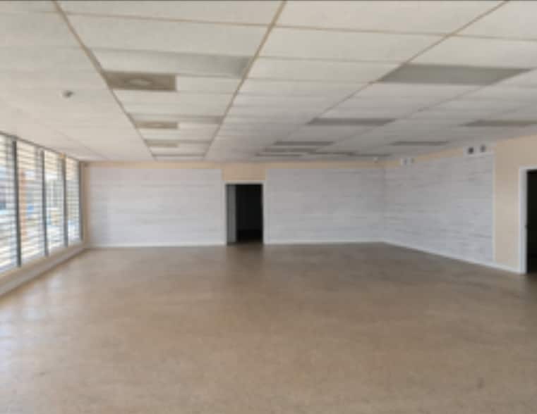1306-1314 W FM-1960, Houston, TX for lease - Interior Photo - Image 3 of 8