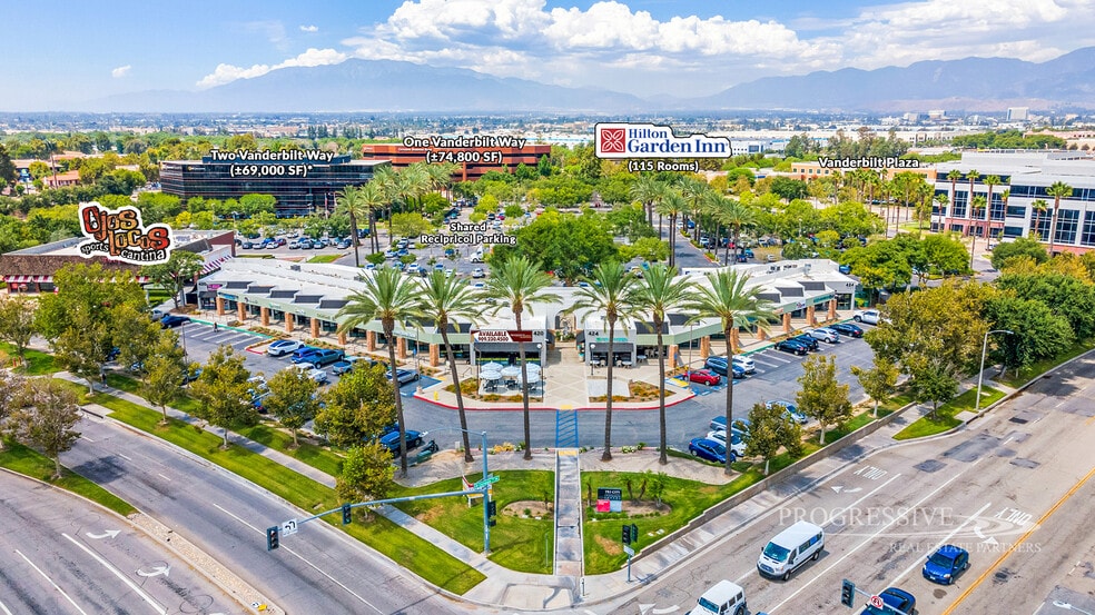 420-424 E Hospitality Ln, San Bernardino, CA for lease - Building Photo - Image 2 of 7