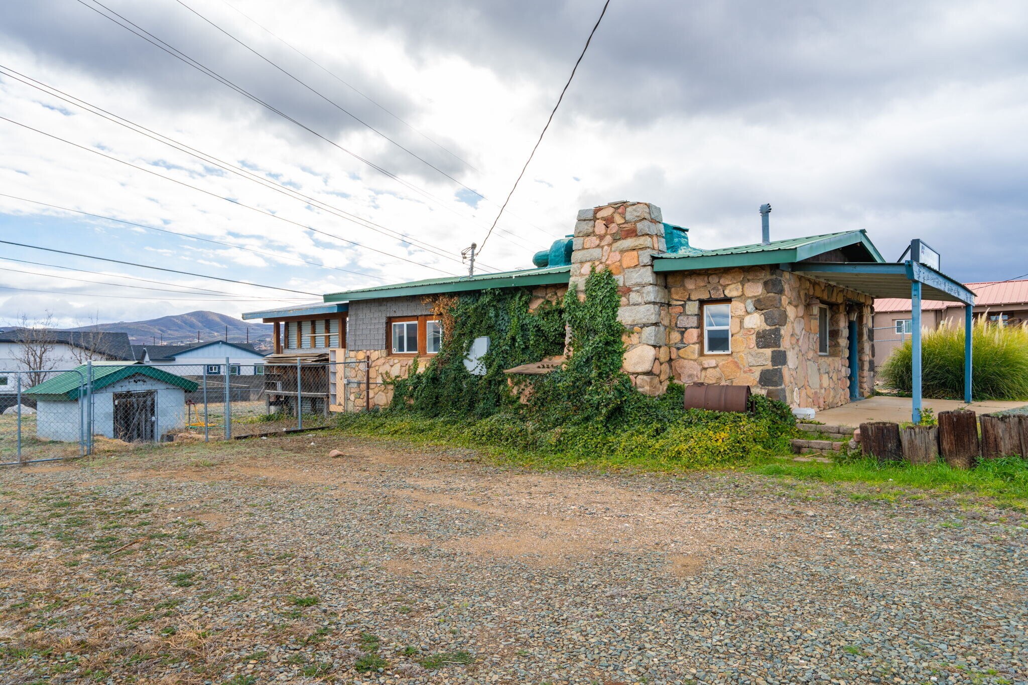 815 S Dunivin Ln, Dewey, AZ à vendre Photo principale- Image 1 de 28
