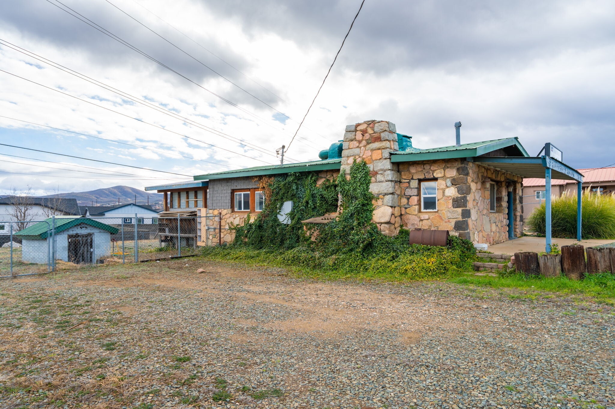 815 S Dunivin Ln, Dewey, AZ for sale Primary Photo- Image 1 of 28