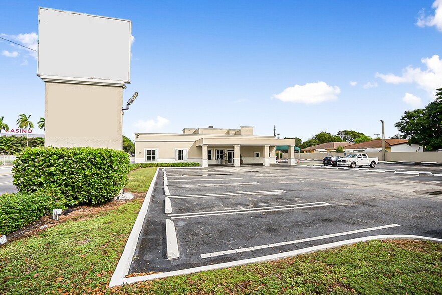 291 NW 37th Ave, Miami, FL à vendre - Photo du bâtiment - Image 3 de 38