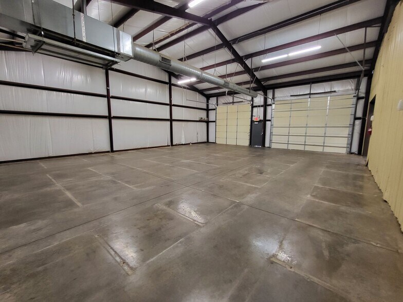 4455 Woods and Sons Ave, Edmond, OK à louer - Photo du bâtiment - Image 2 de 22