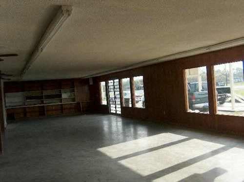 6661 N Hwy 35, Rockport, TX for sale - Lobby - Image 3 of 9