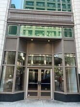1 N State St, Chicago, IL for lease Building Photo- Image 1 of 1