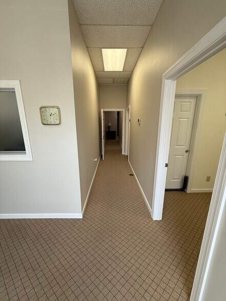 7601 Waters Ave, Savannah, GA à louer - Photo du bâtiment - Image 3 de 8