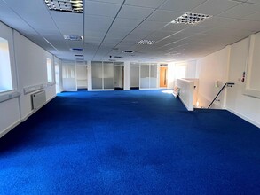 Hayes Way, Cannock for lease Interior Photo- Image 1 of 3