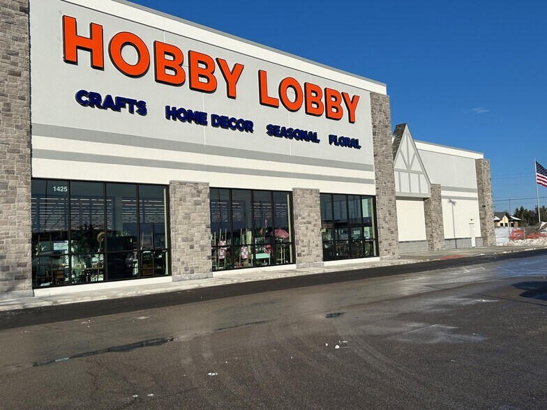 1401 W Main St, Gaylord, MI à louer - Photo du bâtiment - Image 2 de 9