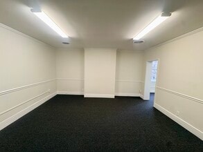 214 Ponce de Leon Ave NE, Atlanta, GA for lease Interior Photo- Image 2 of 8