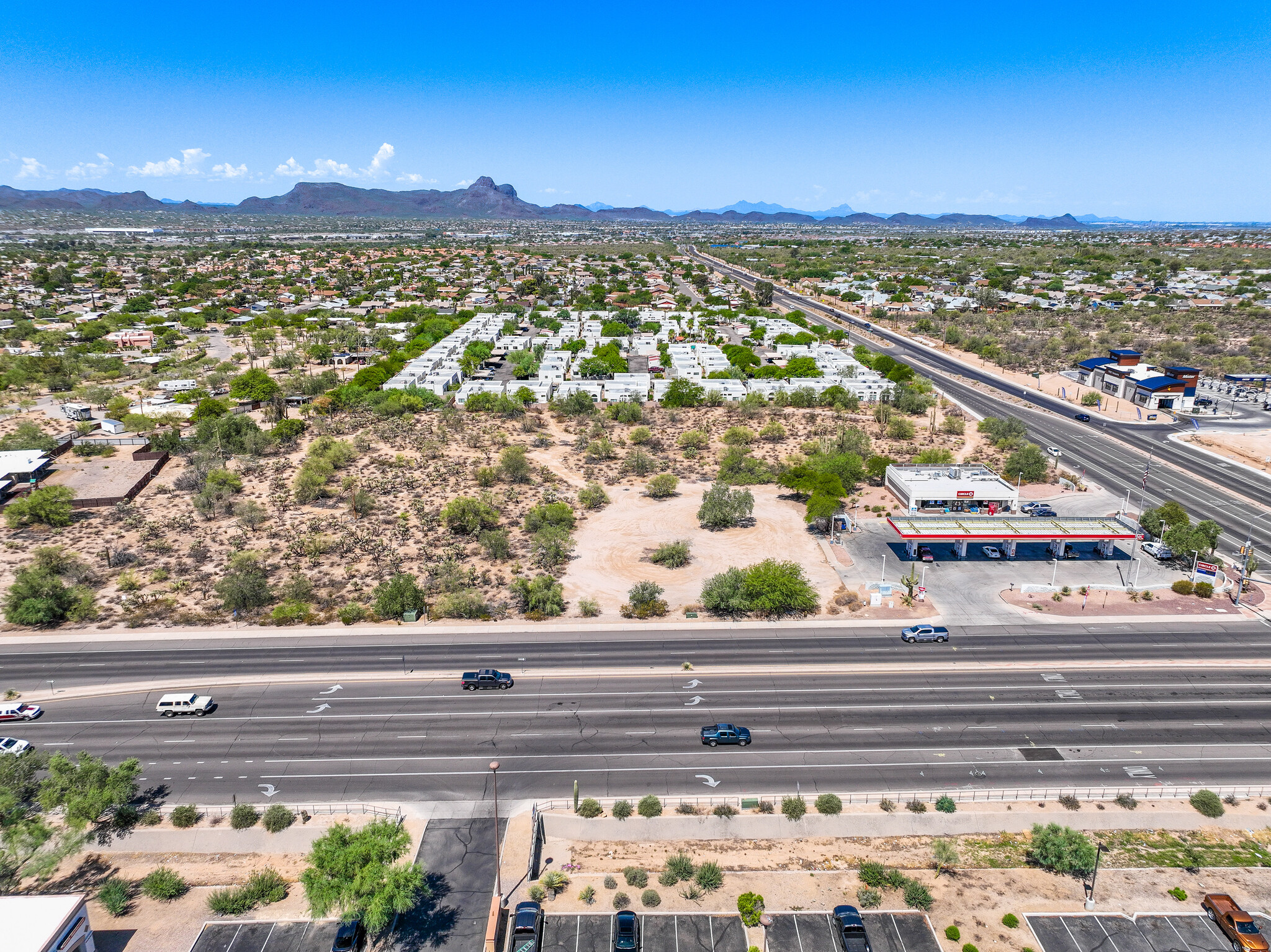 8305 Thornydale Rd, Tucson, AZ à louer Photo principale- Image 1 de 24