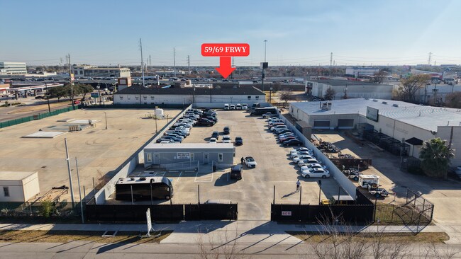 Plus de détails pour 6011 Skyline Dr, Houston, TX - Commerce de détail à louer